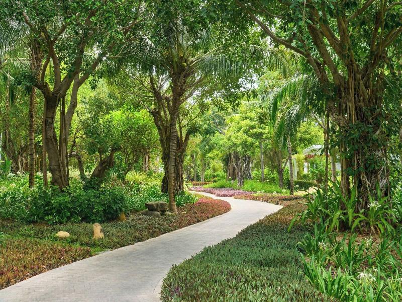 Jw Marriott Cam Ranh Bay Resort & Spa image