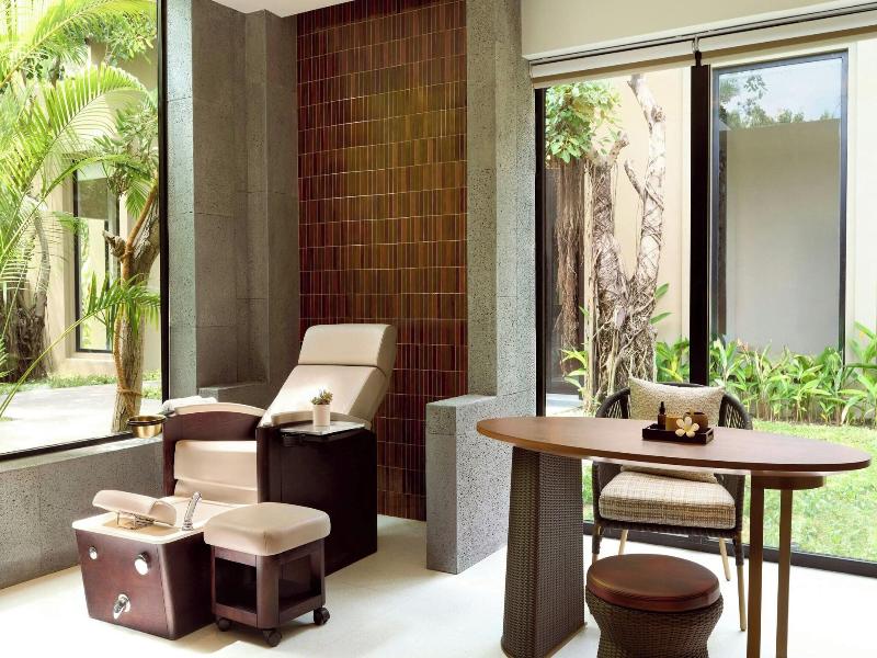 Jw Marriott Cam Ranh Bay Resort & Spa image