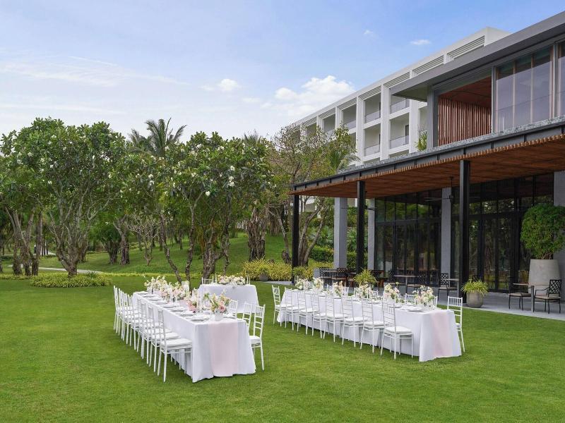 Jw Marriott Cam Ranh Bay Resort & Spa image