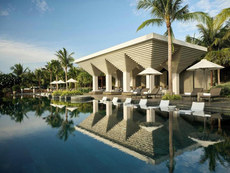 Jw Marriott Cam Ranh Bay Resort & Spa image