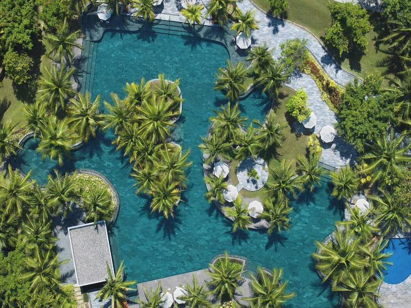 Jw Marriott Cam Ranh Bay Resort & Spa image