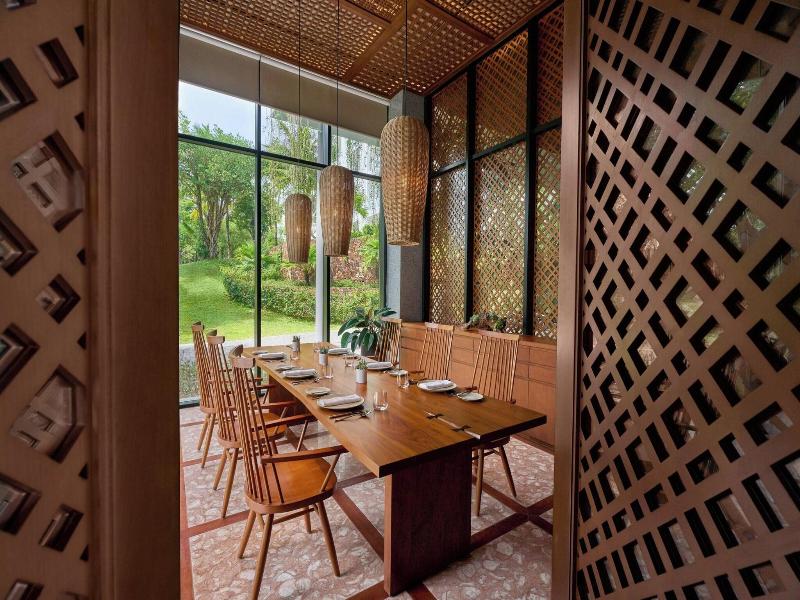 Jw Marriott Cam Ranh Bay Resort & Spa image