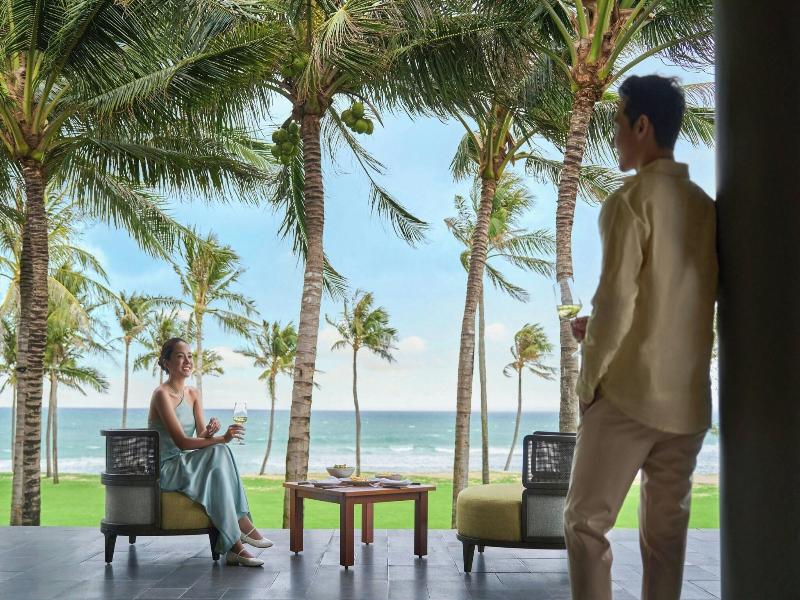 Jw Marriott Cam Ranh Bay Resort & Spa image