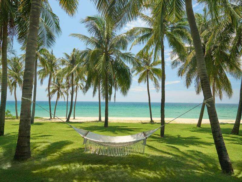 Jw Marriott Cam Ranh Bay Resort & Spa image