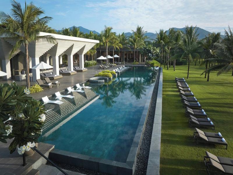 Jw Marriott Cam Ranh Bay Resort & Spa image