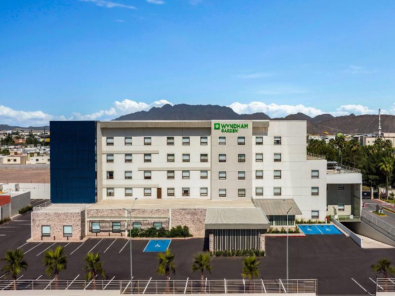 Wyndham Garden Saltillo 5