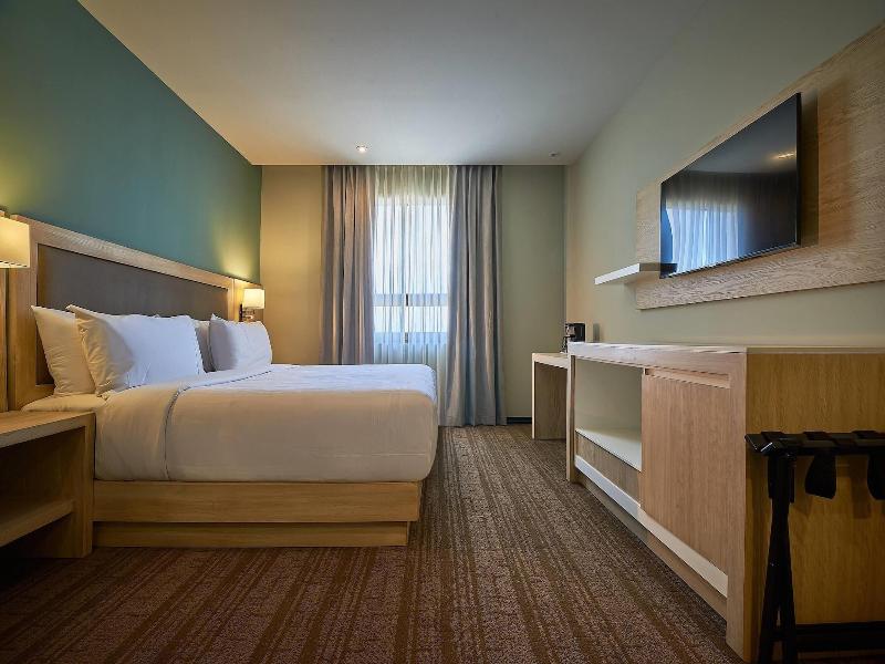 Wyndham Garden Saltillo image
