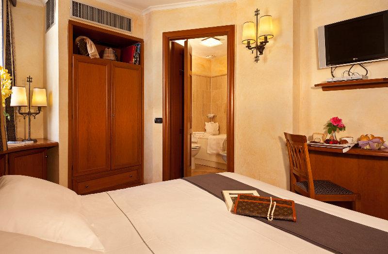 La Fenice ( Special Summer Offer Not Refundable ) Hotel
