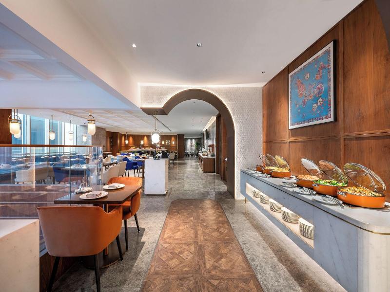 Novotel Shanghai Baoshan Jiusi image