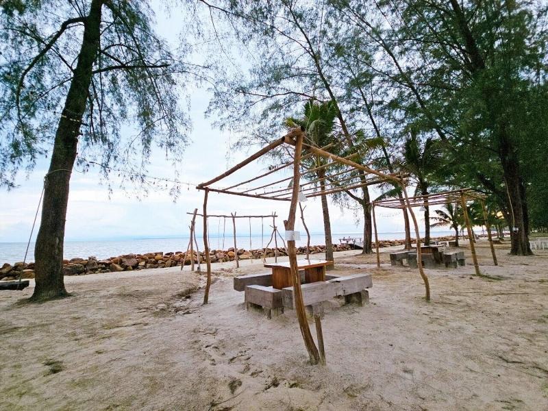 Suvarn Gleaw Thong Resort image