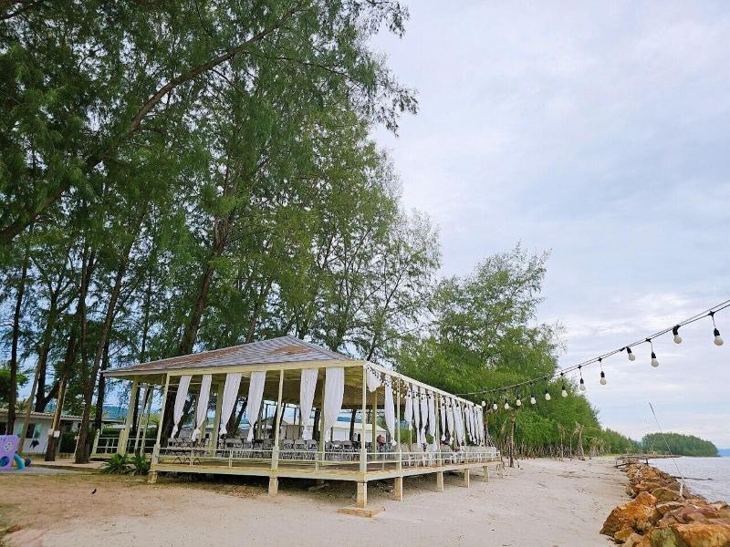Suvarn Gleaw Thong Resort image