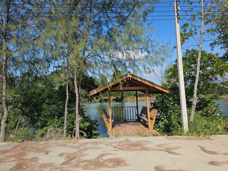 Suvarn Gleaw Thong Resort image