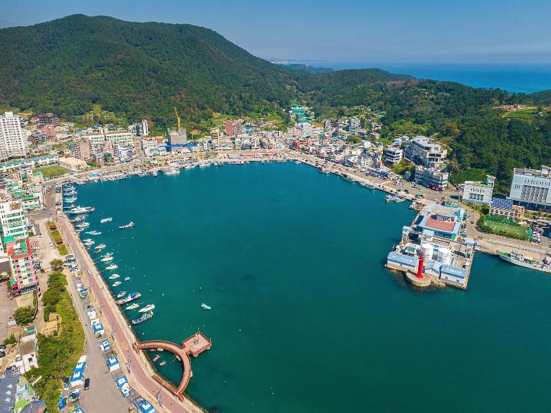 Hotel The Club Yeonhwari image