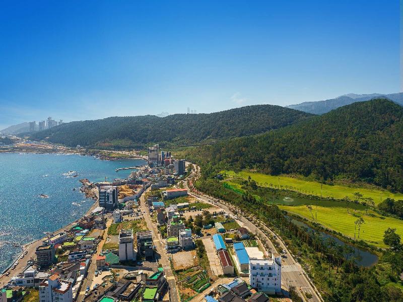 Hotel The Club Yeonhwari image