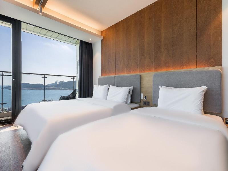 Hotel The Club Yeonhwari image
