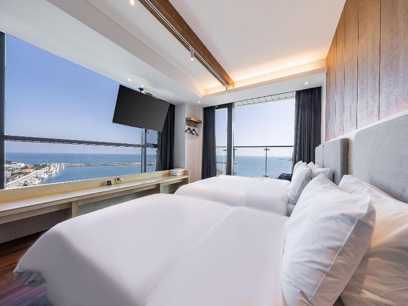 Hotel The Club Yeonhwari image