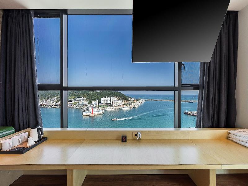 Hotel The Club Yeonhwari image
