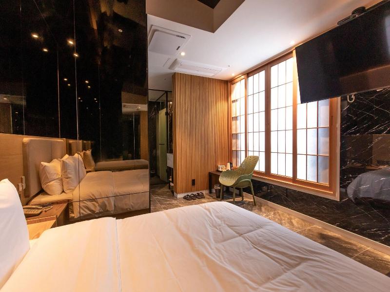 Hotel The Club Yeonhwari image