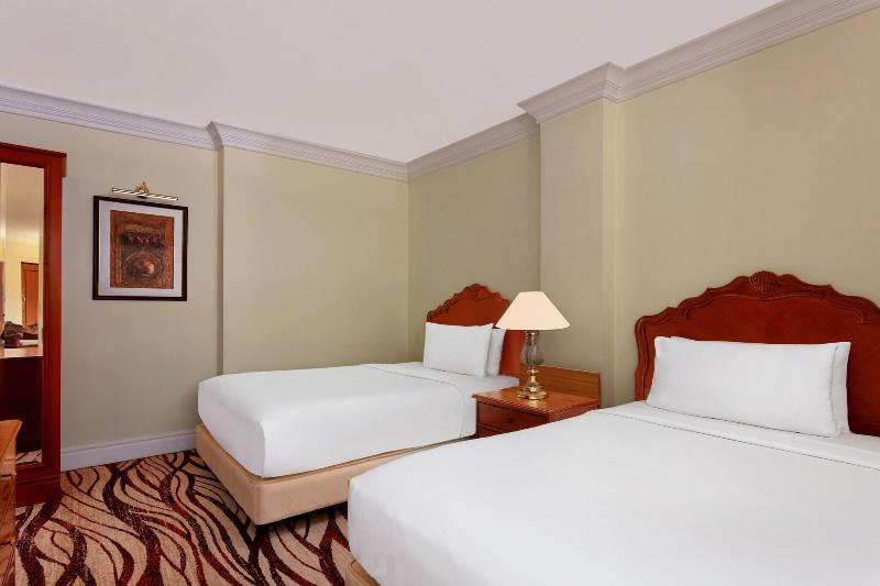 Le Royal Meridien image