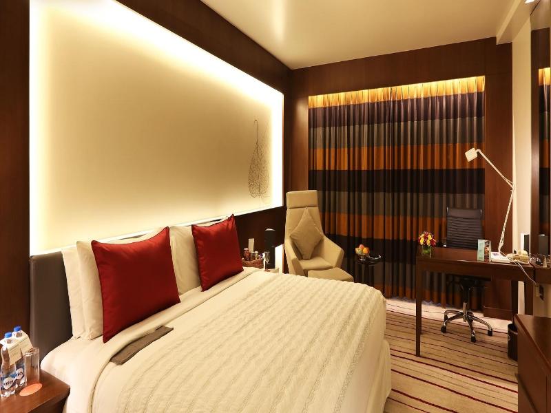 Le Royal Meridien image