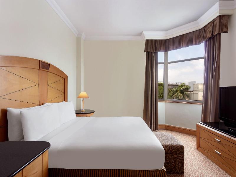 Le Royal Meridien image