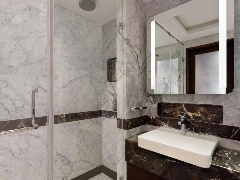 Le Royal Meridien image