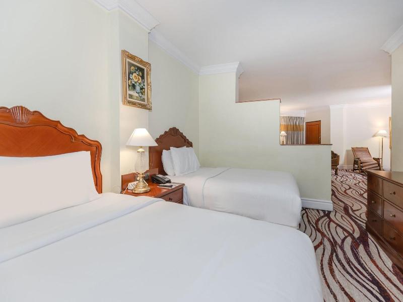 Le Royal Meridien image