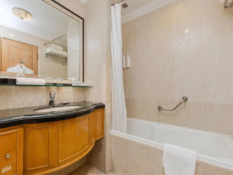 Le Royal Meridien image