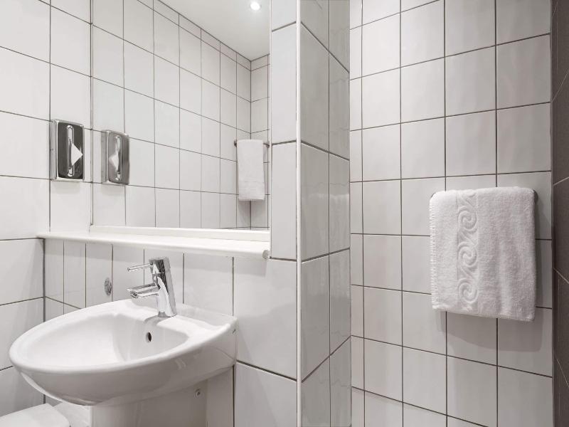 Ramada London Stansted Airport image