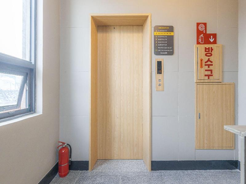 Hotel Leo Changwon Central Branch image