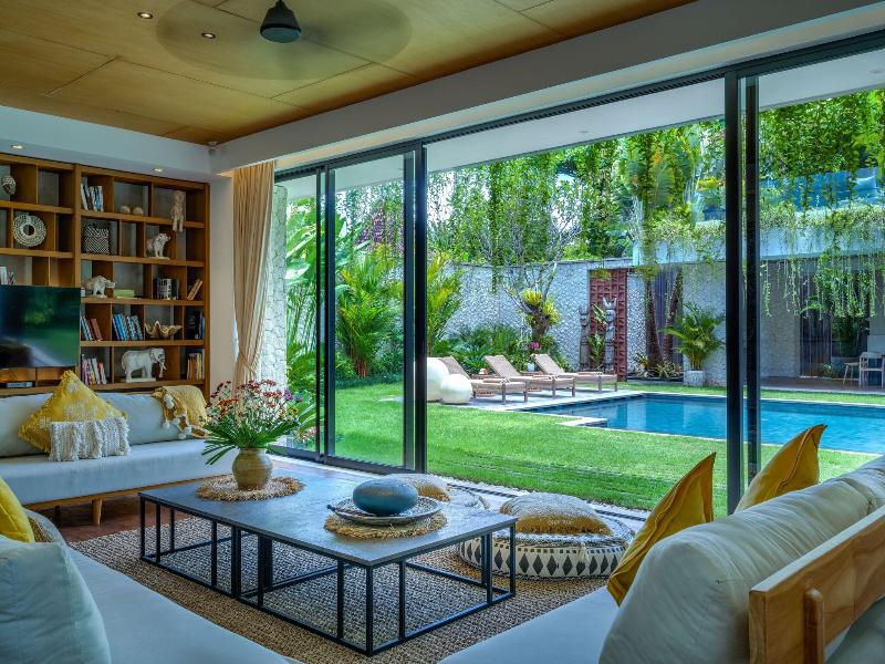 Pantai Indah Villas image