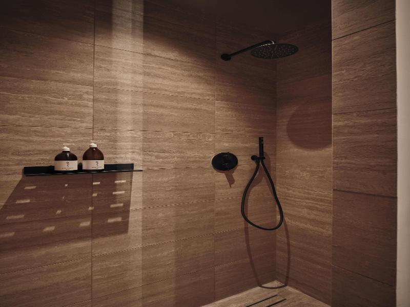 Casa Cook Madonna Adults Only image