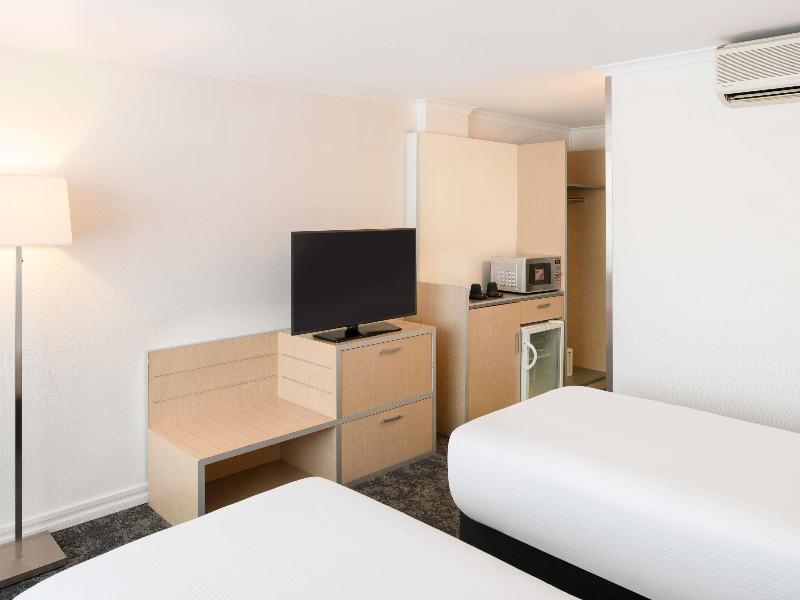 Mercure Newcastle image