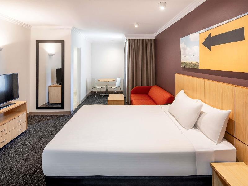 Mercure Sydney Blacktown image