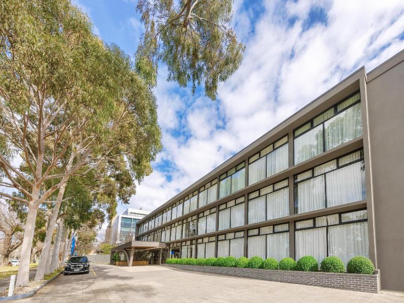 Park Inn by Radisson Melbourne Carlton  image