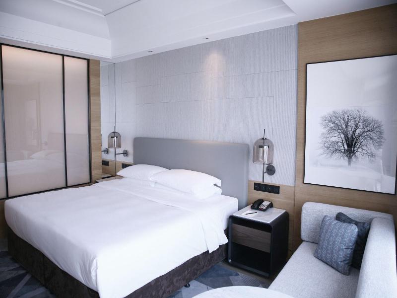 Sheraton Shanghai Pudong Riverside image