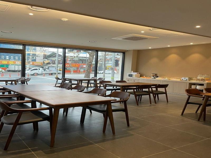 Hound Hotel Daegu image