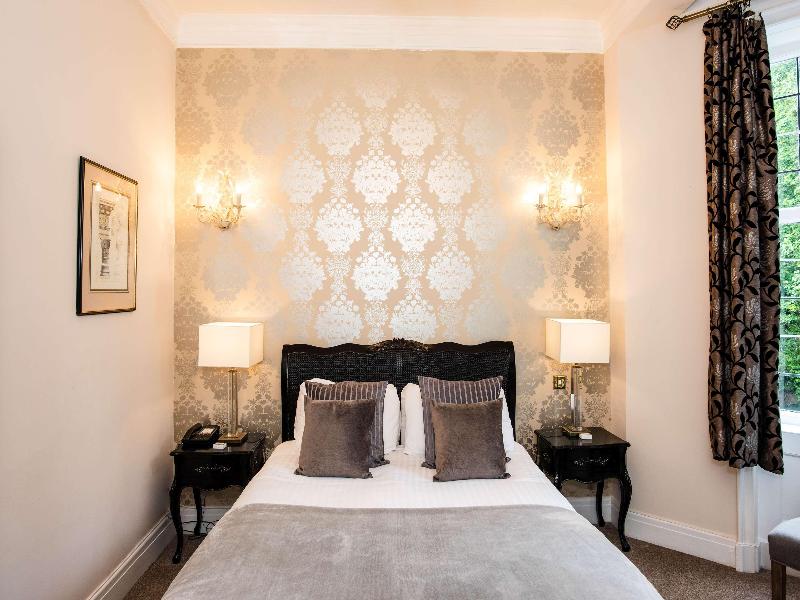 Southcrest Manor Hotel BW Signature Collection image