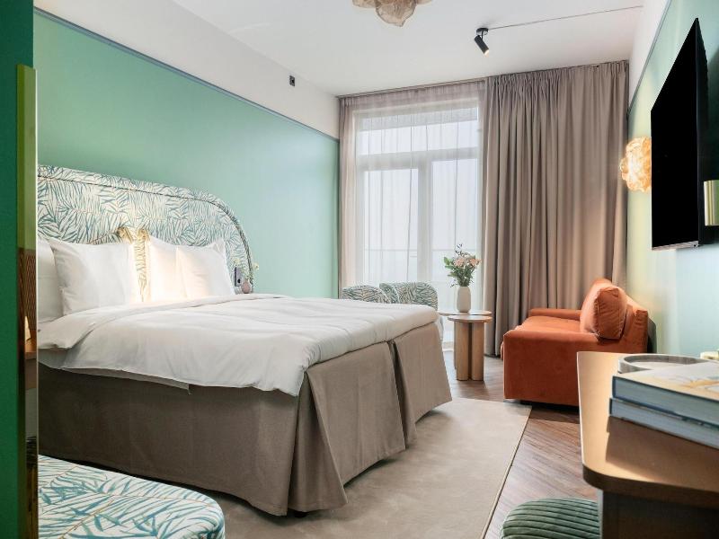 Willow Worldhotels Crafted image