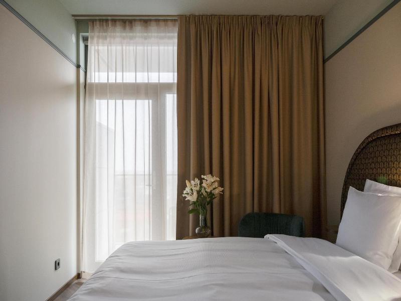Willow Worldhotels Crafted image