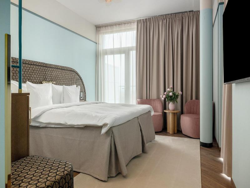 Willow Worldhotels Crafted image
