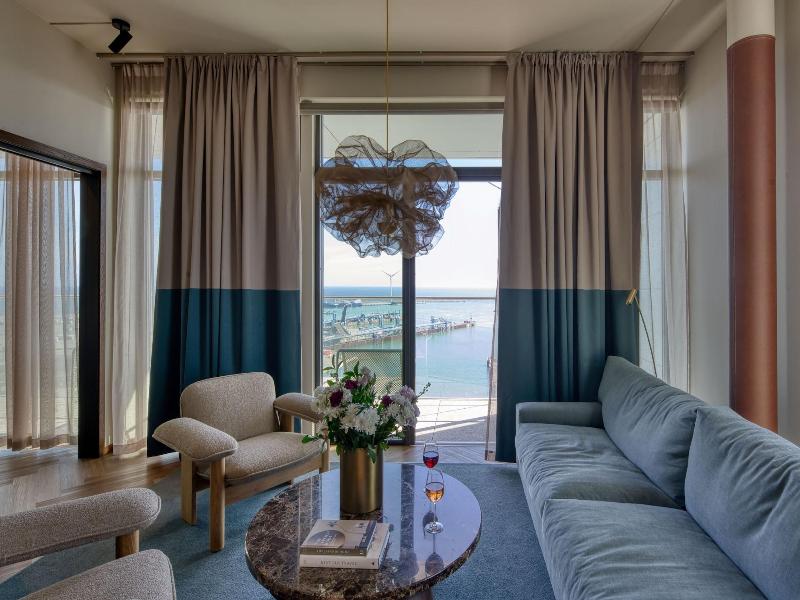 Willow Worldhotels Crafted image