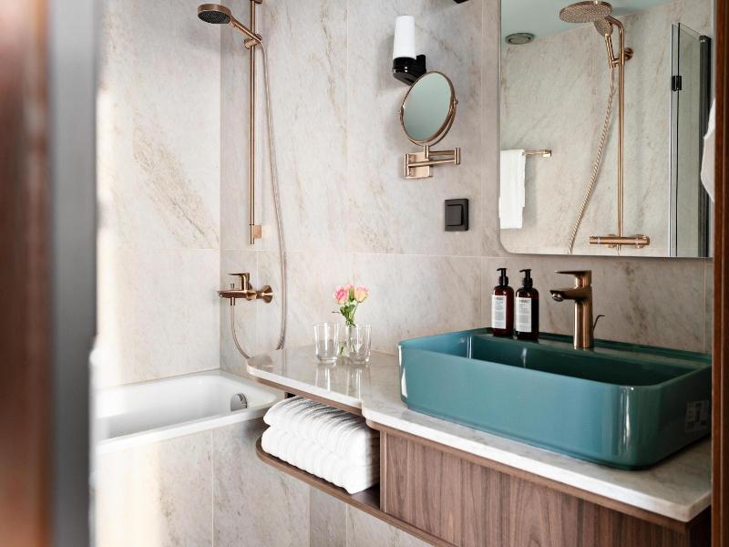 Willow Worldhotels Crafted image