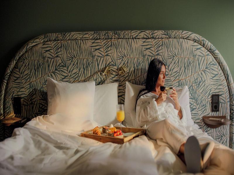 Willow Worldhotels Crafted image