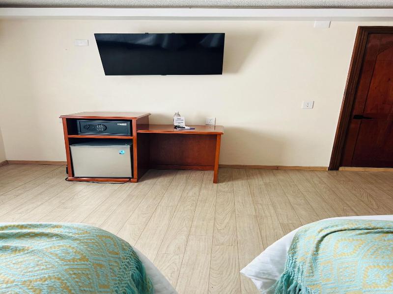 Suites Del Jardín Principal image