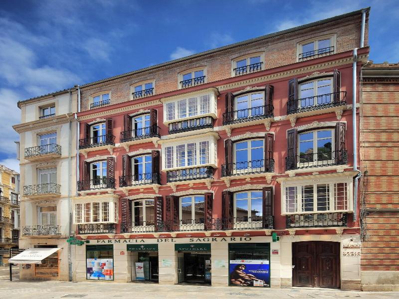 Coeo Santa Maria Signature Apartments image