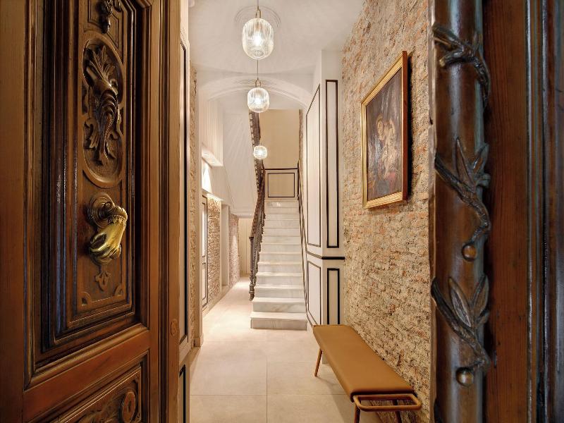 Coeo Santa Maria Signature Apartments image