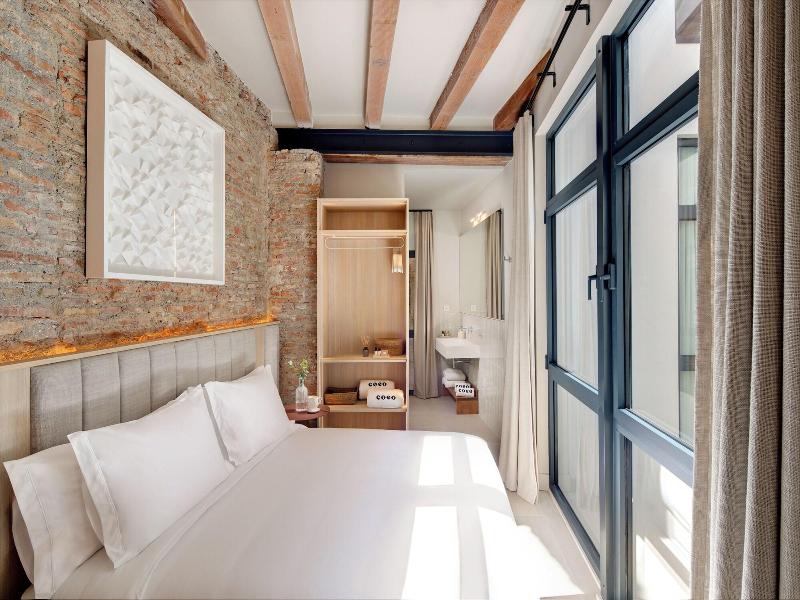 Coeo Santa Maria Signature Apartments image