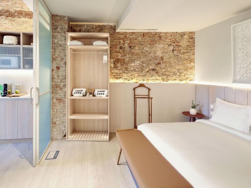 Coeo Santa Maria Signature Apartments image
