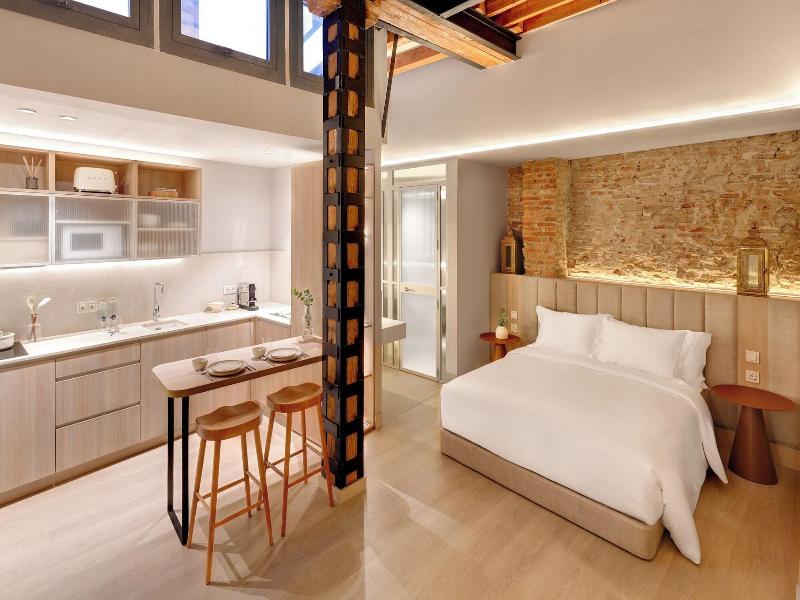 Coeo Santa Maria Signature Apartments image